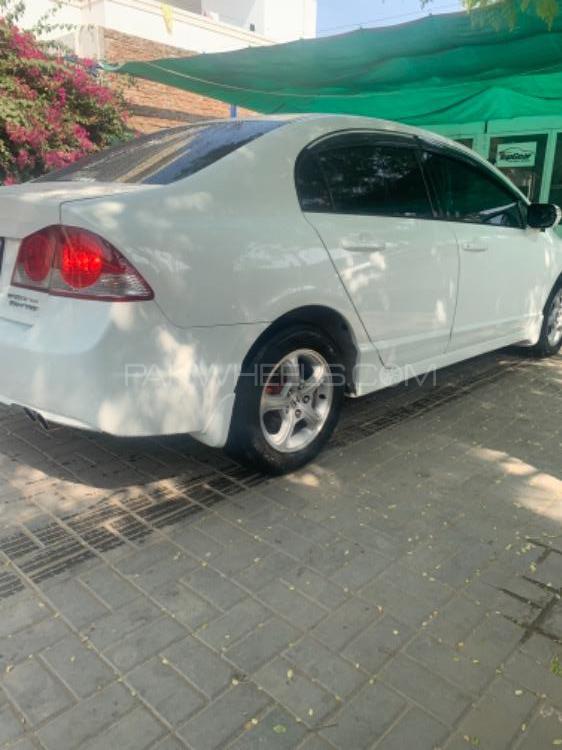 Honda Civic 2011 for Sale in Bahawalpur Honda Civic 2011 for Sale in Bahawalpur Image-3