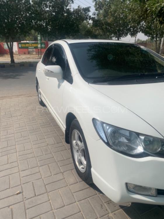 Honda Civic 2011 for Sale in Bahawalpur Honda Civic 2011 for Sale in Bahawalpur Image-5