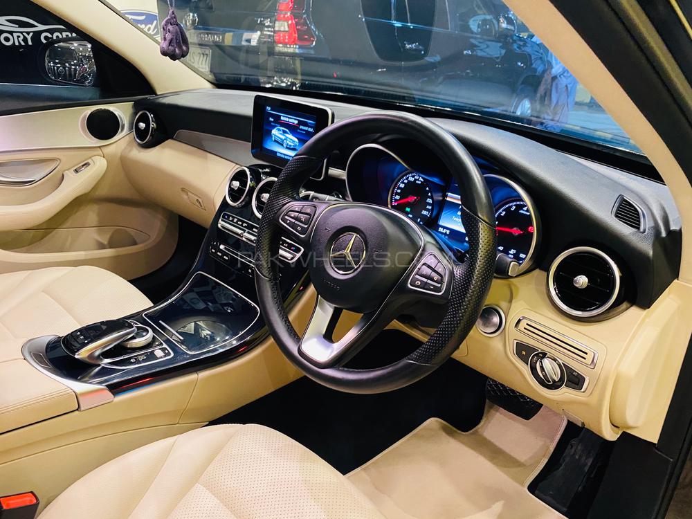 Mercedes Benz C Class 2016 for Sale in Lahore Mercedes Benz C Class 2016 for Sale in Lahore Image-6