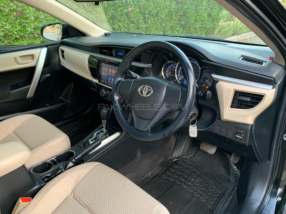 Toyota Corolla 2016 for Sale in Karachi Toyota Corolla 2016 for Sale in Karachi Image-10