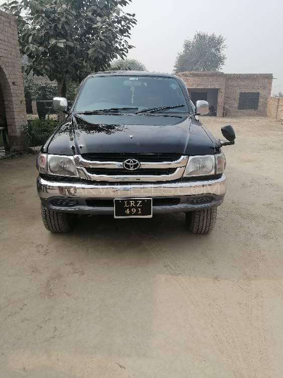 Toyota Hilux 2001 for Sale in Sahiwal Image-1