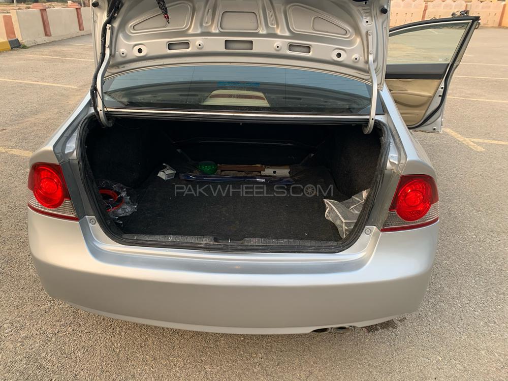 Honda Civic 2010 for Sale in Karachi Honda Civic 2010 for Sale in Karachi Image-2