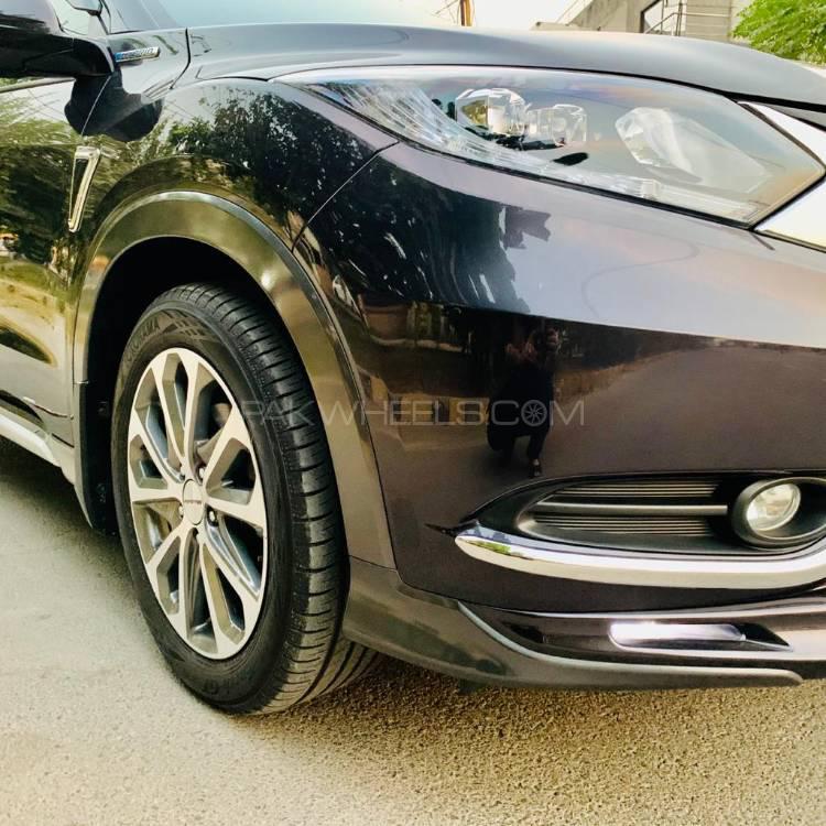 Honda Vezel 2015 for Sale in Lahore Honda Vezel 2015 for Sale in Lahore Image-6