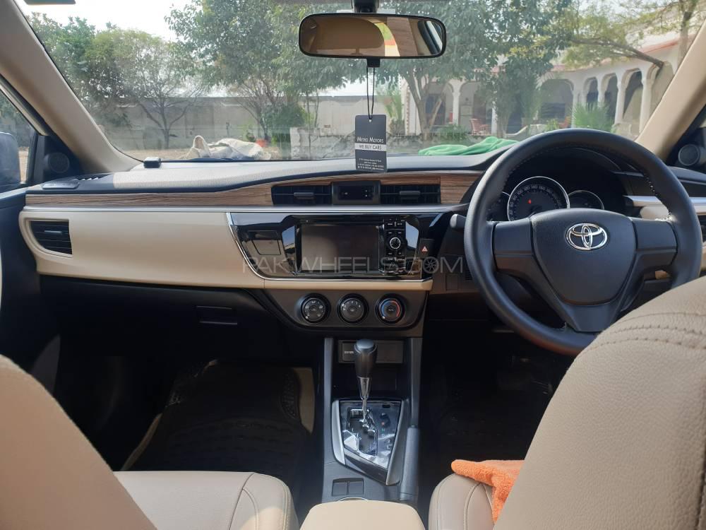 Toyota Corolla 2016 for Sale in Sargodha Toyota Corolla 2016 for Sale in Sargodha Image-11