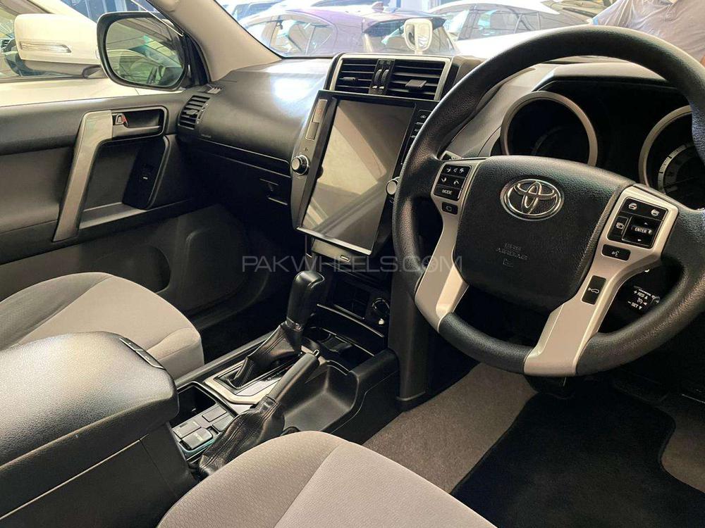 Toyota Prado 2012 for Sale in Lahore Toyota Prado 2012 for Sale in Lahore Image-2