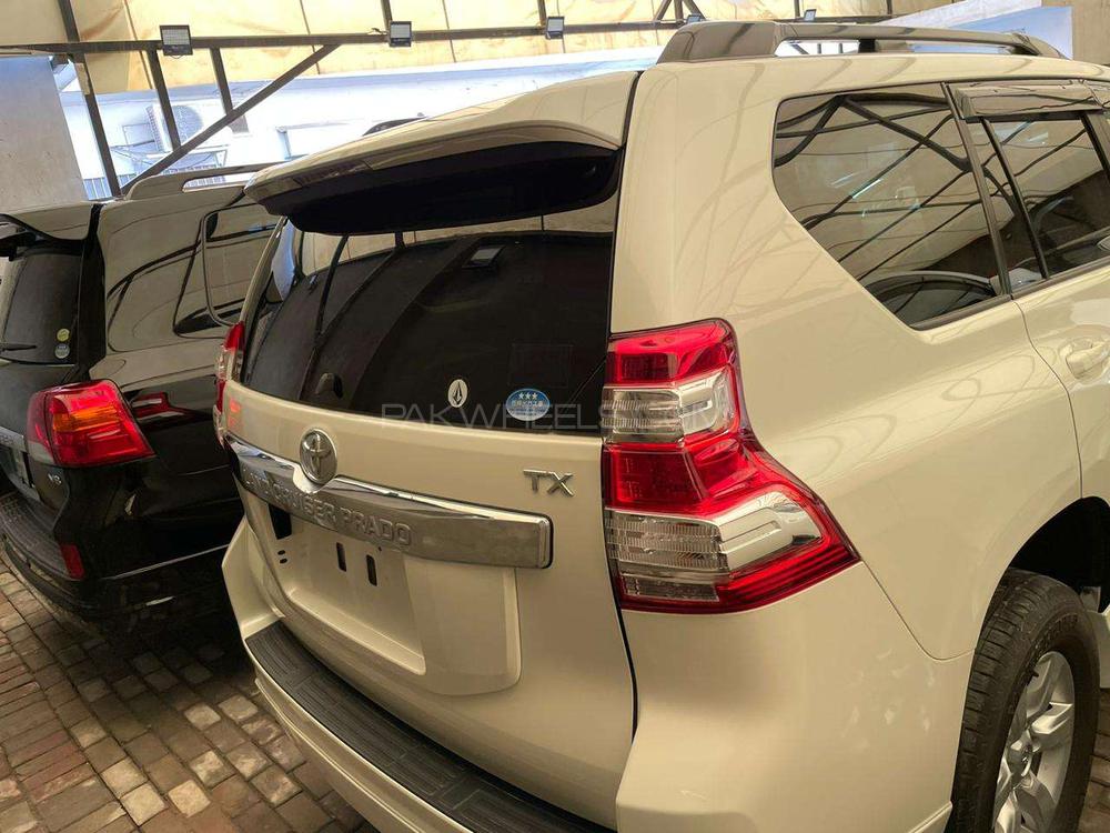 Toyota Prado 2016 for Sale in Lahore Toyota Prado 2016 for Sale in Lahore Image-3