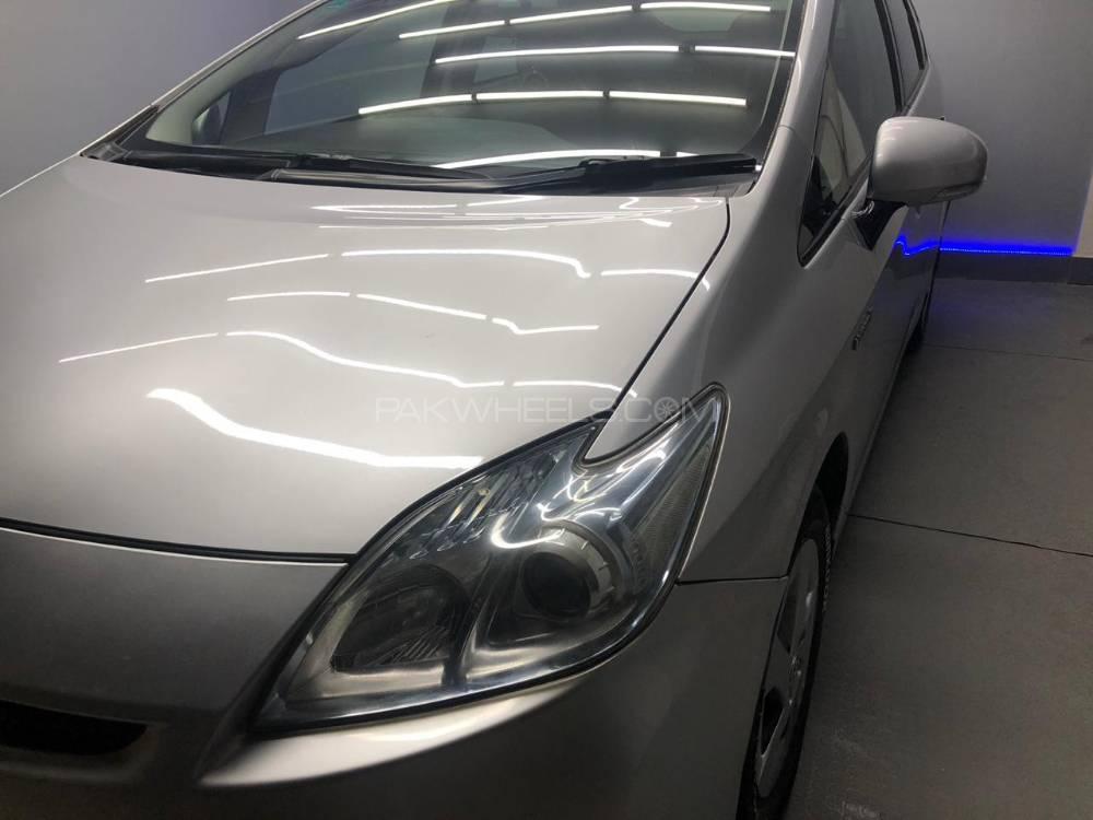 Toyota Prius 2010 for Sale in Karachi Image-1
