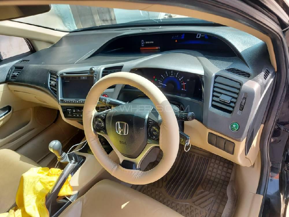 Honda Civic 2015 for Sale in Vehari Image-1