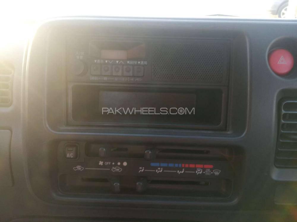 Subaru Sambar  2013 for Sale in Karachi Subaru Sambar  2013 for Sale in Karachi Image-5