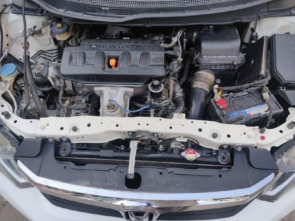 Honda Civic 2013 for Sale in Multan Honda Civic 2013 for Sale in Multan Image-4