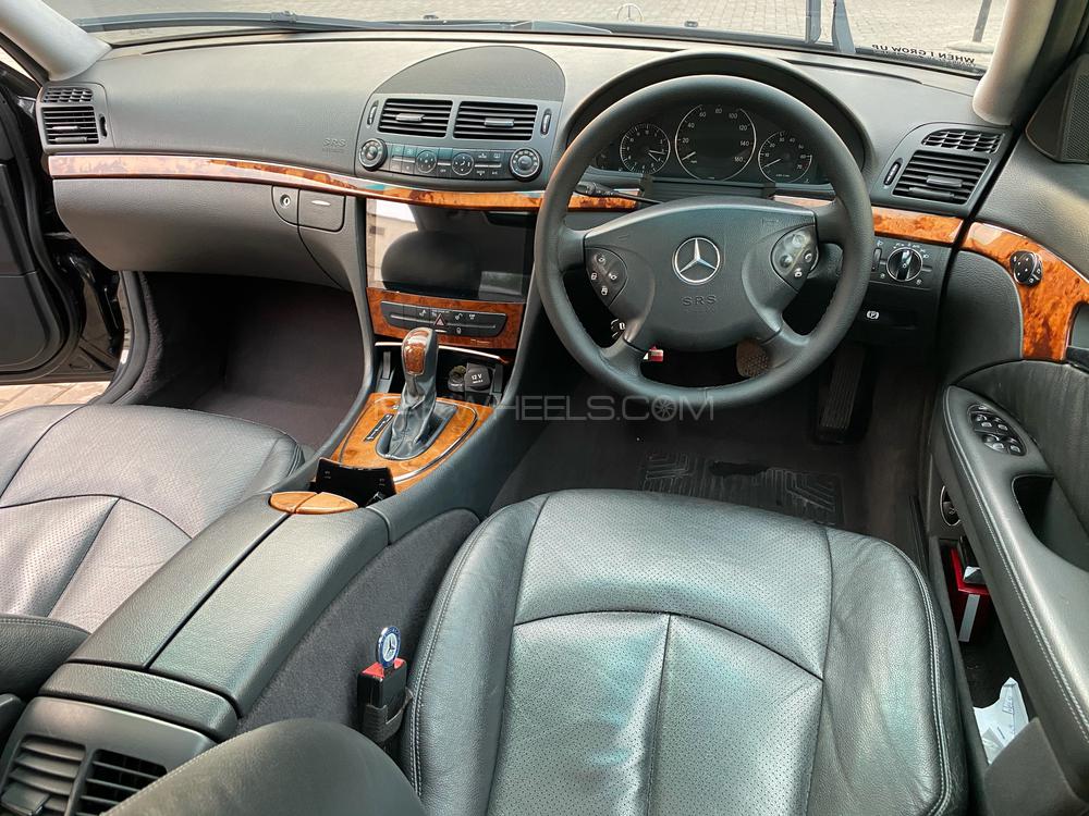 Mercedes Benz E Class 2006 for Sale in Peshawar Mercedes Benz E Class 2006 for Sale in Peshawar Image-8