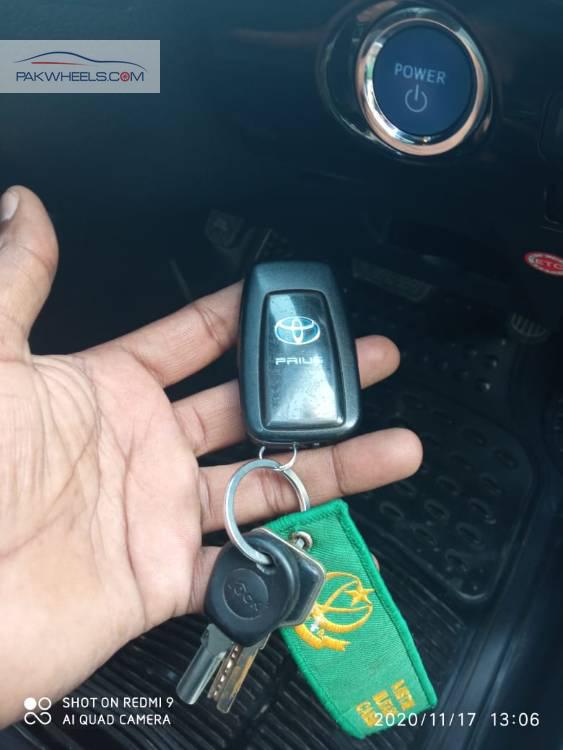 Toyota Prius 2015 for Sale in Rawalpindi Toyota Prius 2015 for Sale in Rawalpindi Image-18