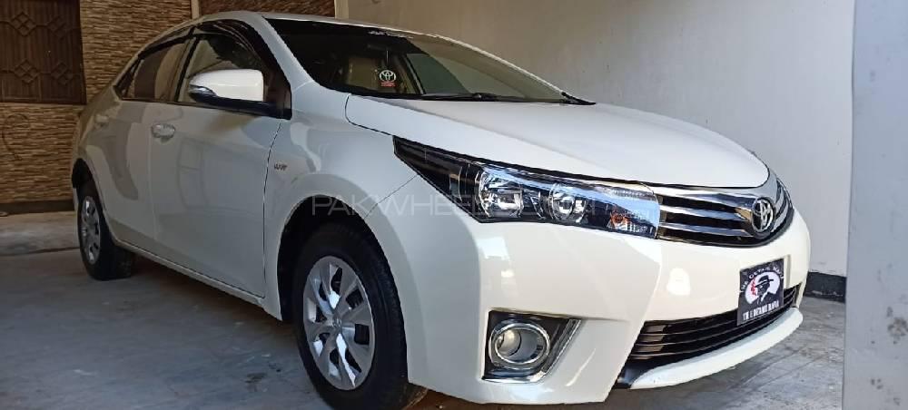 Toyota Corolla 2015 for Sale in Kohat Image-1