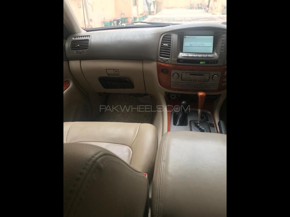 Toyota Land Cruiser 2003 for Sale in Lahore Toyota Land Cruiser 2003 for Sale in Lahore Image-8