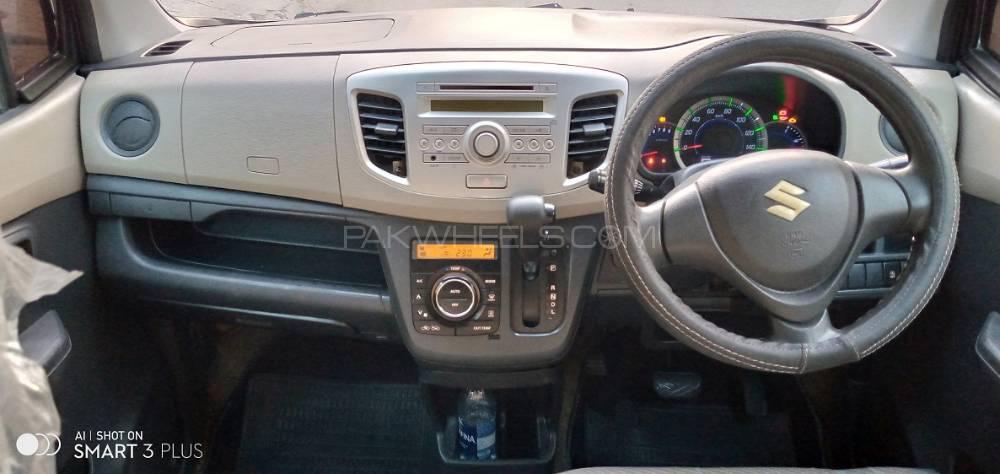 Suzuki Wagon R 2013 for Sale in Karachi Suzuki Wagon R 2013 for Sale in Karachi Image-9