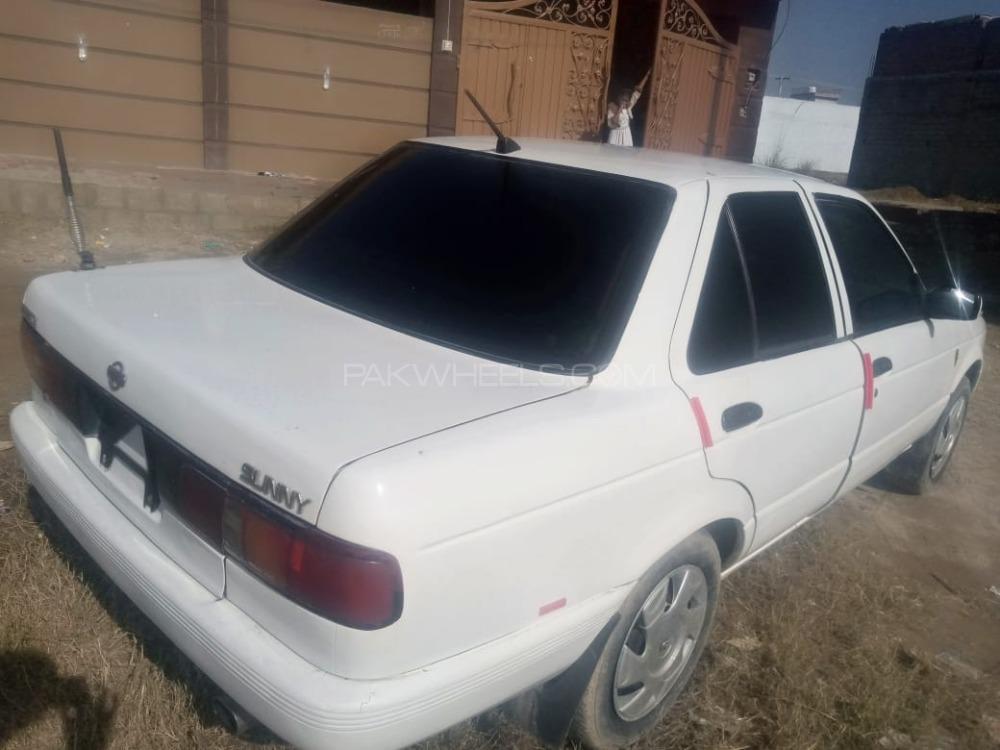 Nissan Sunny 1993 for Sale in Attock Nissan Sunny 1993 for Sale in Attock Image-3