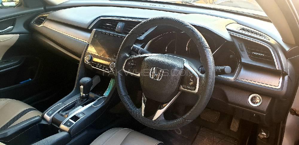 Honda Civic 2018 for Sale in Islamabad Honda Civic 2018 for Sale in Islamabad Image-6