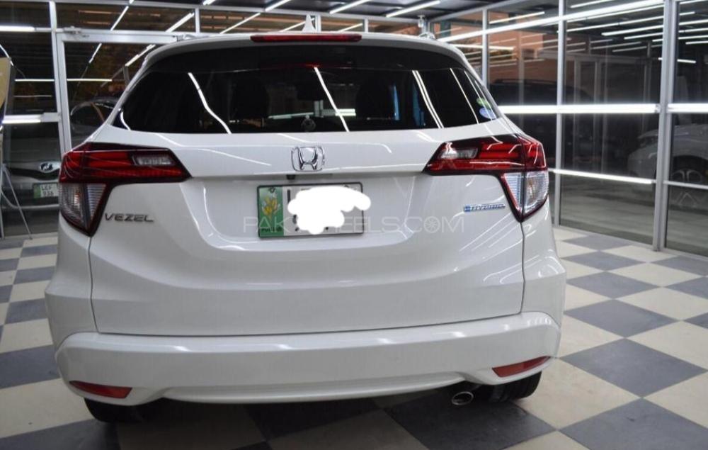 ہونڈا ویزِل 2015 for Sale in پشاور ہونڈا ویزِل 2015 for Sale in پشاور Image-3