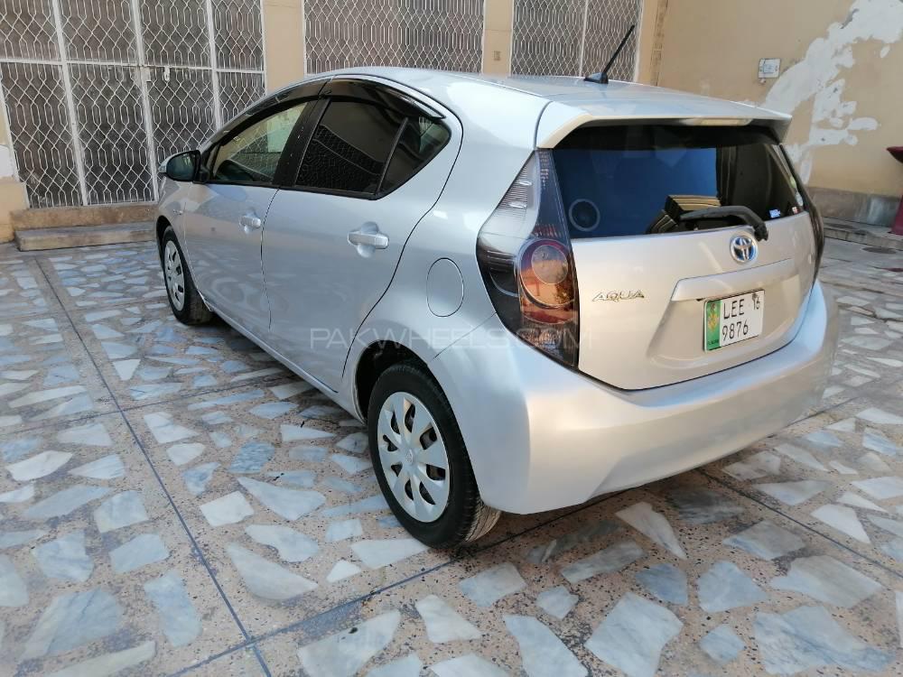 Toyota Aqua 2012 for Sale in Peshawar Toyota Aqua 2012 for Sale in Peshawar Image-3