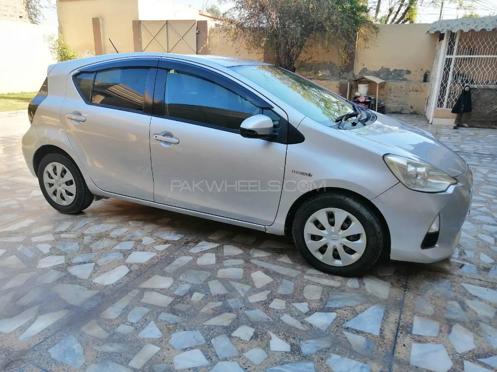 Toyota Aqua 2012 for Sale in Peshawar Toyota Aqua 2012 for Sale in Peshawar Image-4