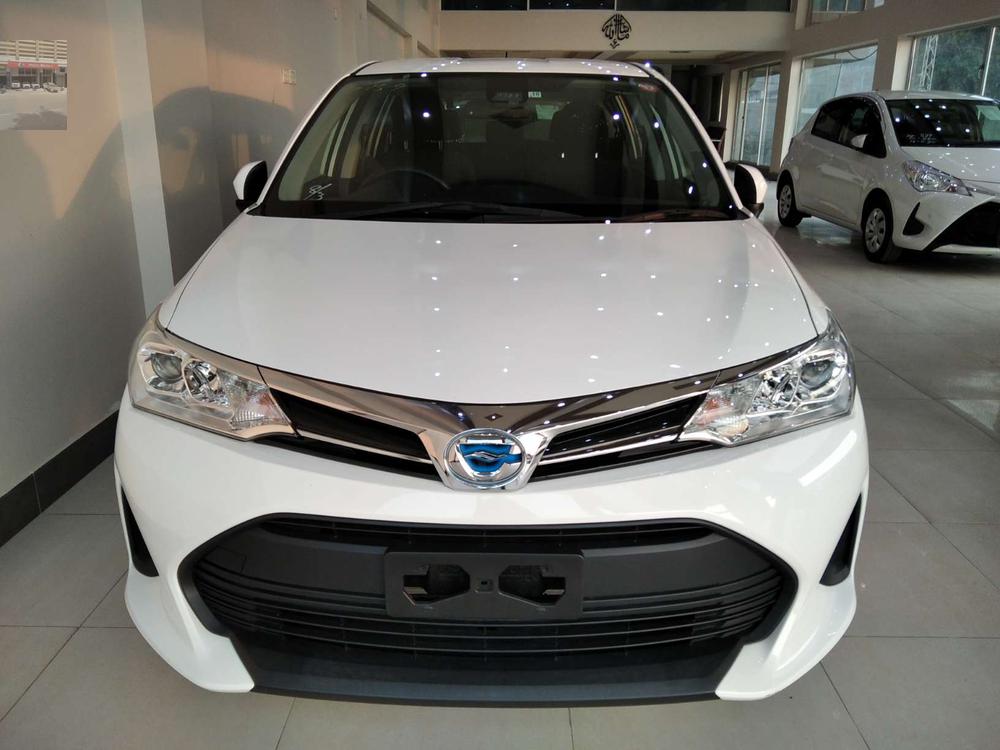 Toyota Corolla Fielder 2017 for Sale in Karachi Image-1