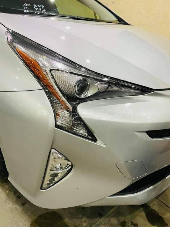 Toyota Prius 2017 for Sale in Gujranwala Toyota Prius 2017 for Sale in Gujranwala Image-10