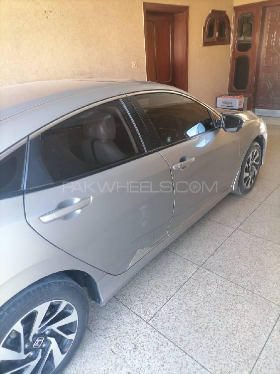 Honda Civic 2018 for Sale in Sialkot Honda Civic 2018 for Sale in Sialkot Image-5