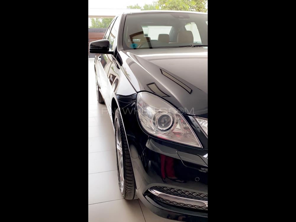 Mercedes Benz E Class 2012 for Sale in Lahore Image-1