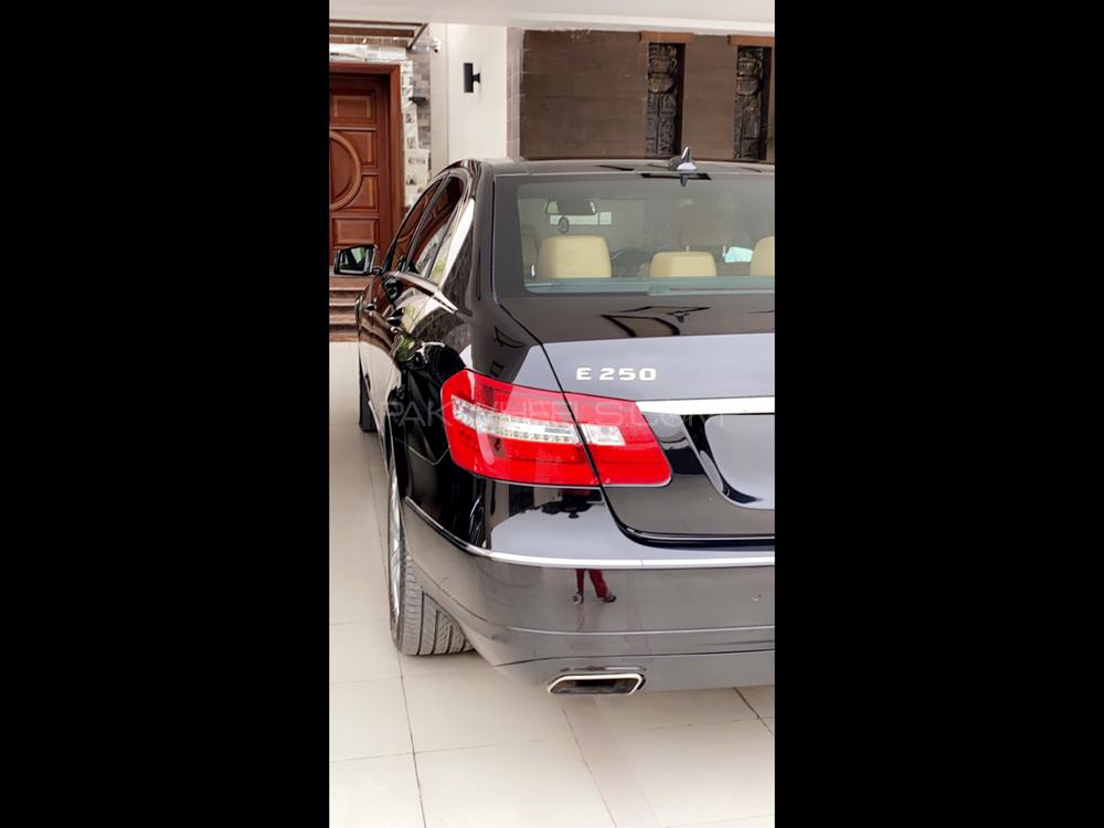 Mercedes Benz E Class 2012 for Sale in Lahore Mercedes Benz E Class 2012 for Sale in Lahore Image-3