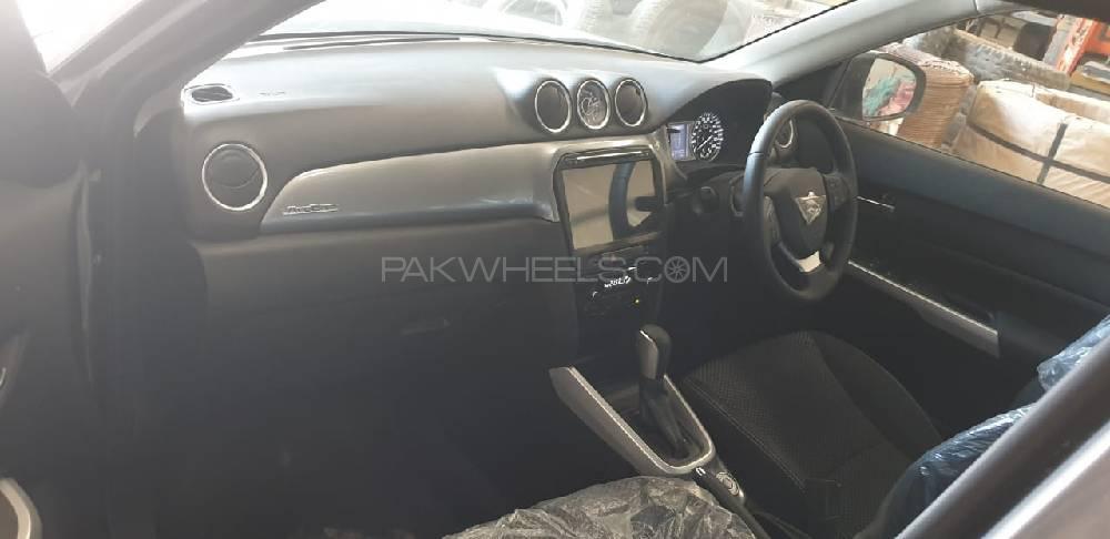 Suzuki Vitara 2018 for Sale in Karachi Suzuki Vitara 2018 for Sale in Karachi Image-12