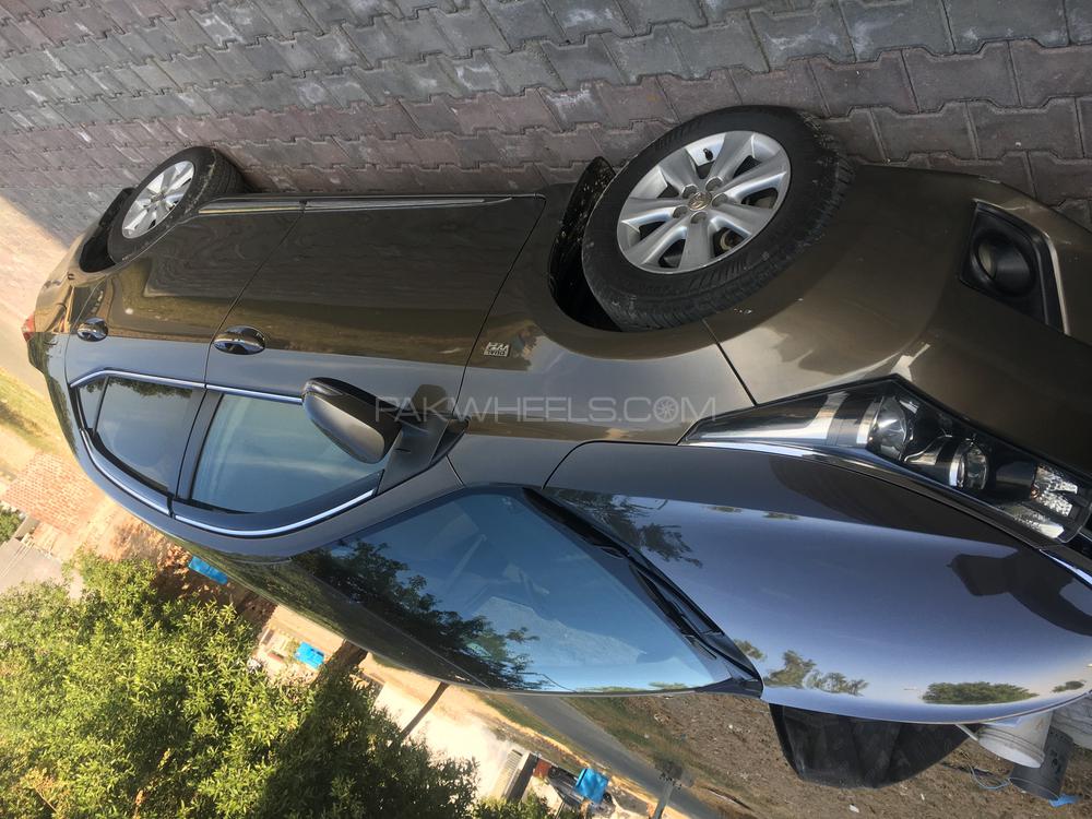 Toyota Corolla 2015 for Sale in Gujranwala Image-1