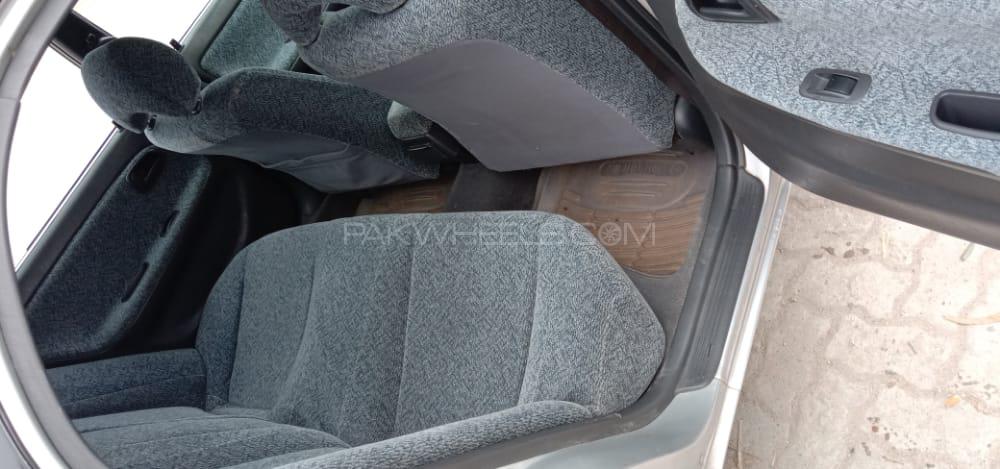 Toyota Corolla 1995 for Sale in Gujranwala Toyota Corolla 1995 for Sale in Gujranwala Image-4