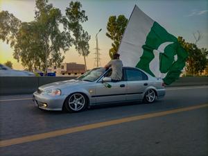 ہونڈا سوک - 2001