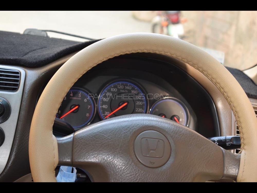 Honda Civic 2004 for Sale in Gujranwala Honda Civic 2004 for Sale in Gujranwala Image-4
