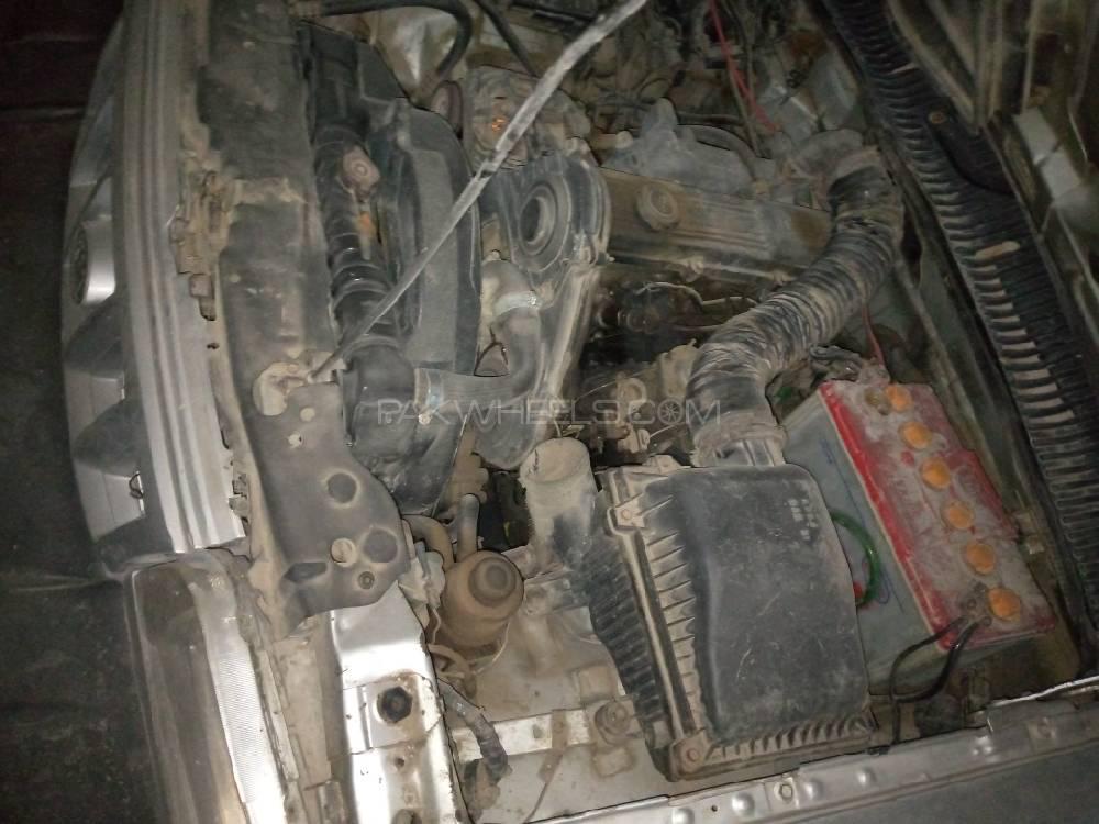 کِیا اسپورٹیج 2003 for Sale in کراچی کِیا اسپورٹیج 2003 for Sale in کراچی Image-4