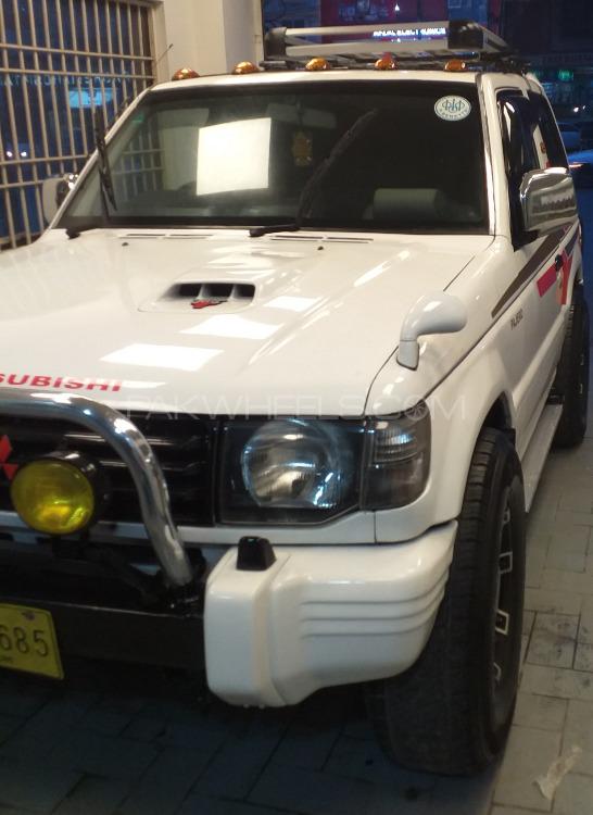 Mitsubishi Pajero 1993 for Sale in Lahore Mitsubishi Pajero 1993 for Sale in Lahore Image-3