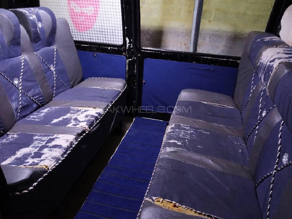 Suzuki Bolan 2011 for Sale in Sahiwal Suzuki Bolan 2011 for Sale in Sahiwal Image-16