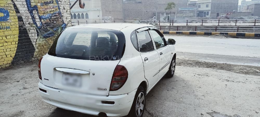 Toyota Duet 2000 for Sale in Peshawar Image-1