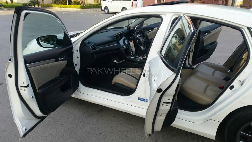 Honda Civic 2019 for Sale in Rawalpindi Honda Civic 2019 for Sale in Rawalpindi Image-14