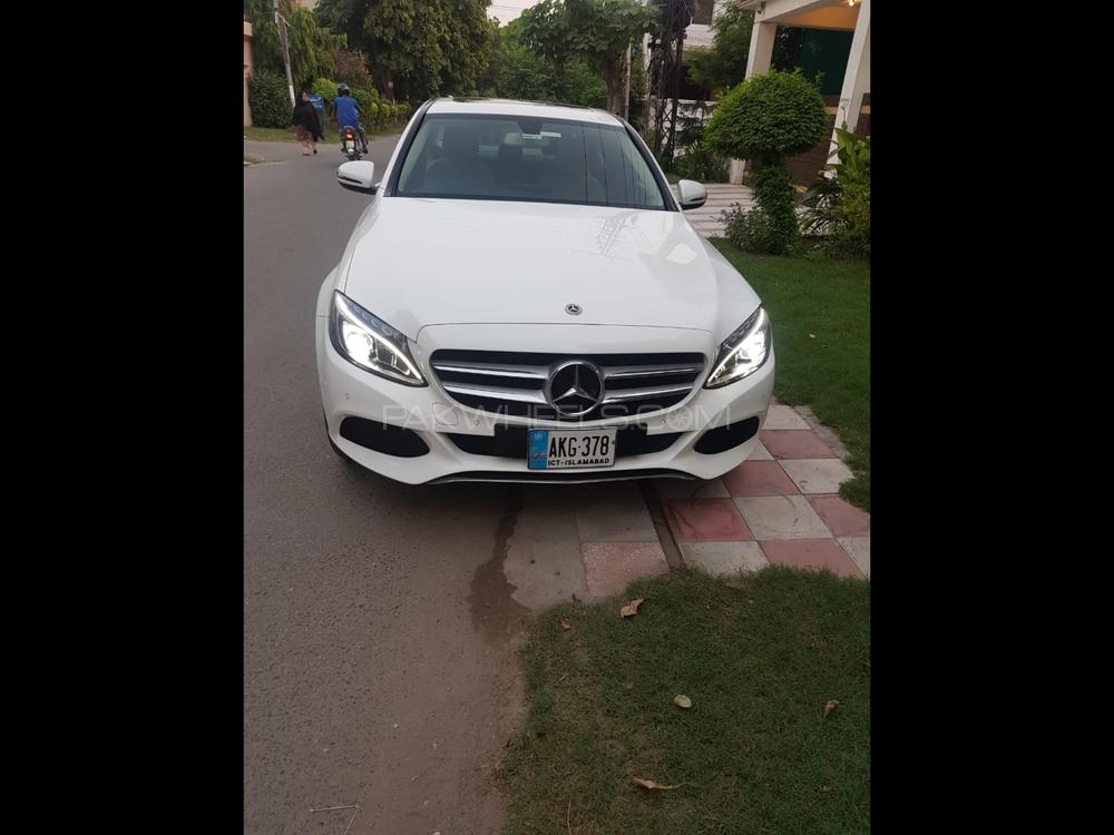 Mercedes Benz C Class 2018 for Sale in Lahore Image-1