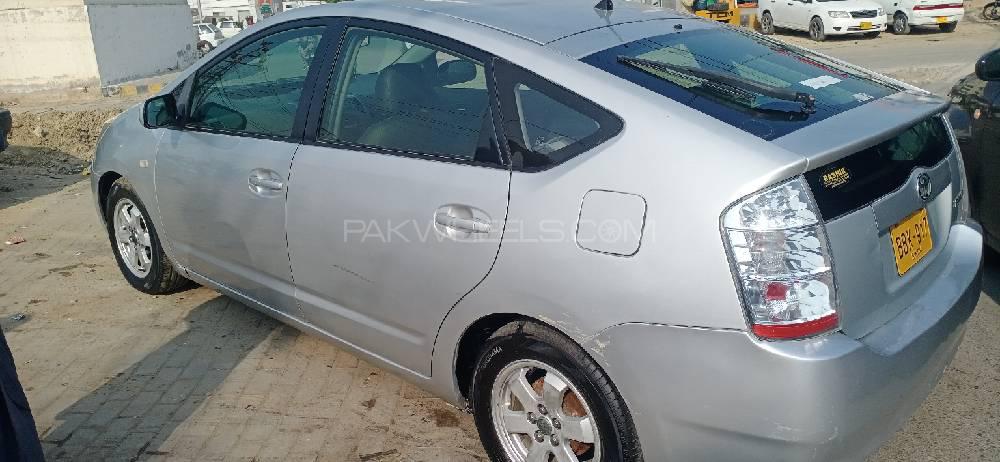 Toyota Prius 2009 for Sale in Karachi Image-1
