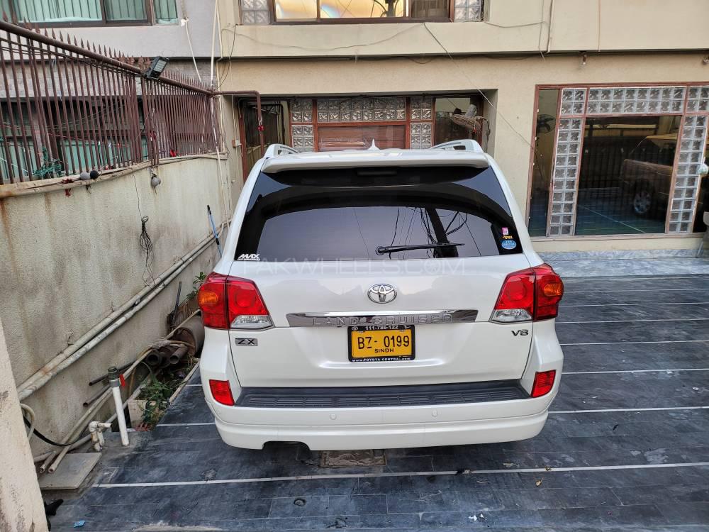 Toyota Land Cruiser 2013 for Sale in Karachi Toyota Land Cruiser 2013 for Sale in Karachi Image-2