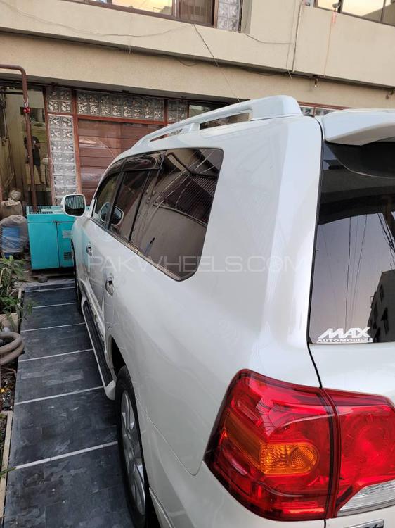 Toyota Land Cruiser 2013 for Sale in Karachi Toyota Land Cruiser 2013 for Sale in Karachi Image-4