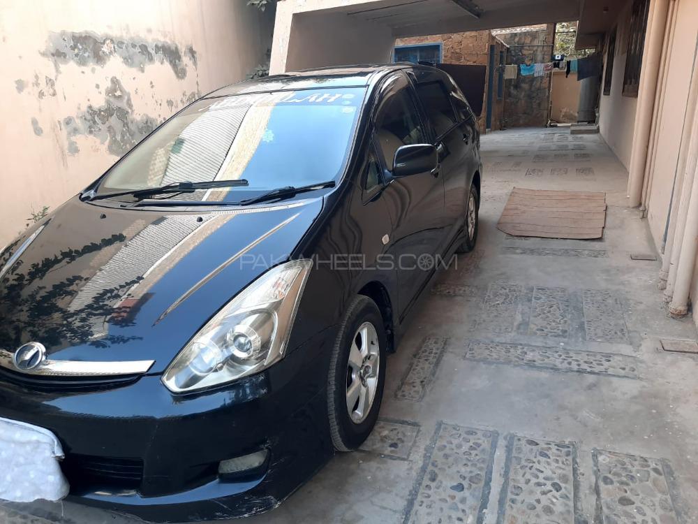 Toyota Wish 2011 for Sale in Karachi Toyota Wish 2011 for Sale in Karachi Image-3