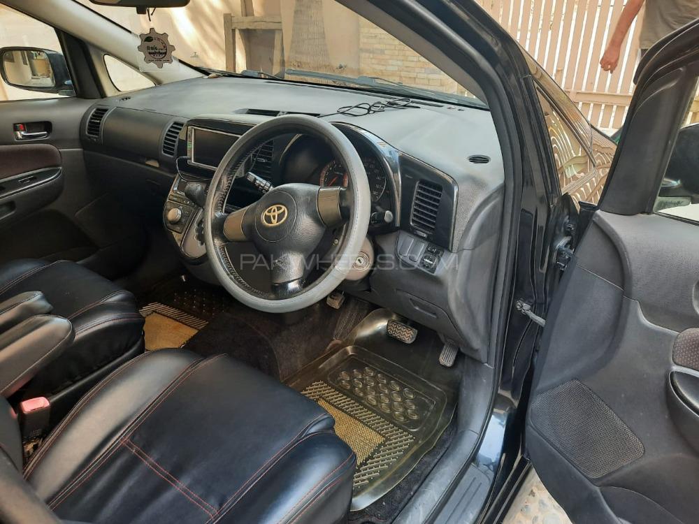 Toyota Wish 2011 for Sale in Karachi Toyota Wish 2011 for Sale in Karachi Image-7