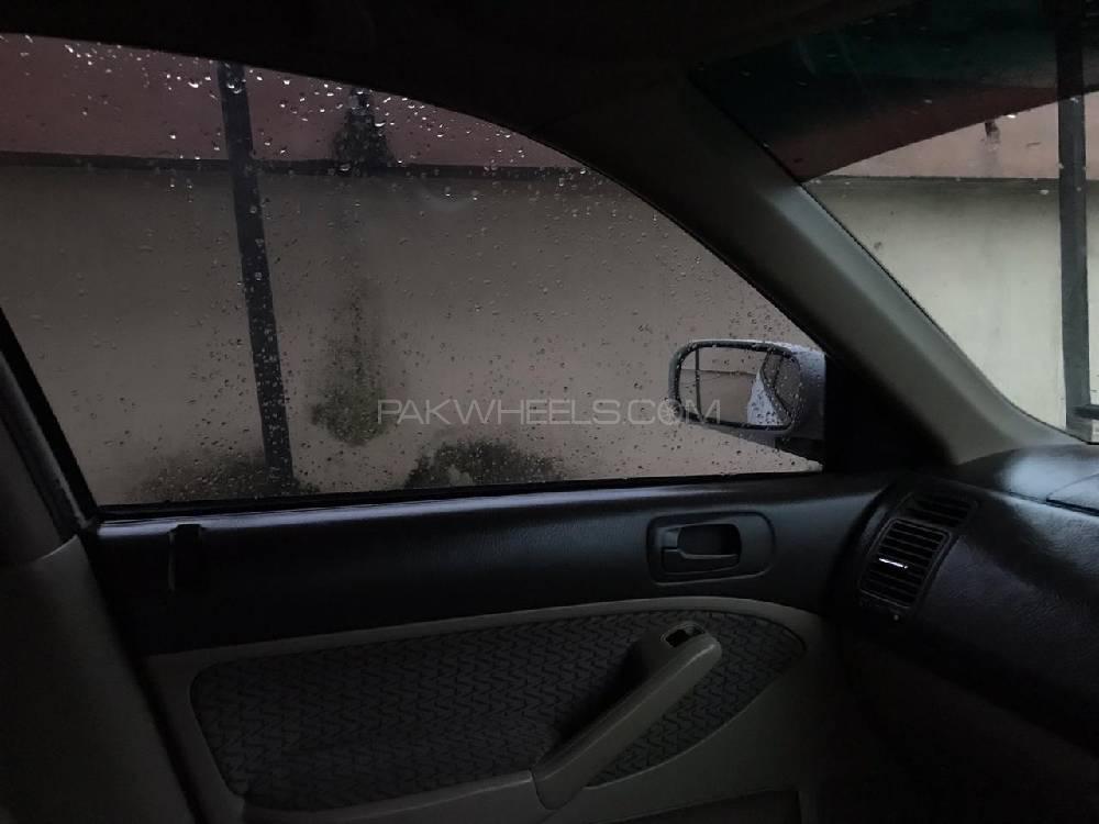 Honda Civic 2005 for Sale in Peshawar Honda Civic 2005 for Sale in Peshawar Image-4