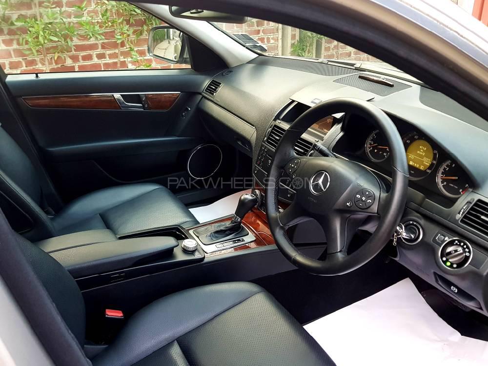 Mercedes Benz C Class 2007 for Sale in Lahore Mercedes Benz C Class 2007 for Sale in Lahore Image-6