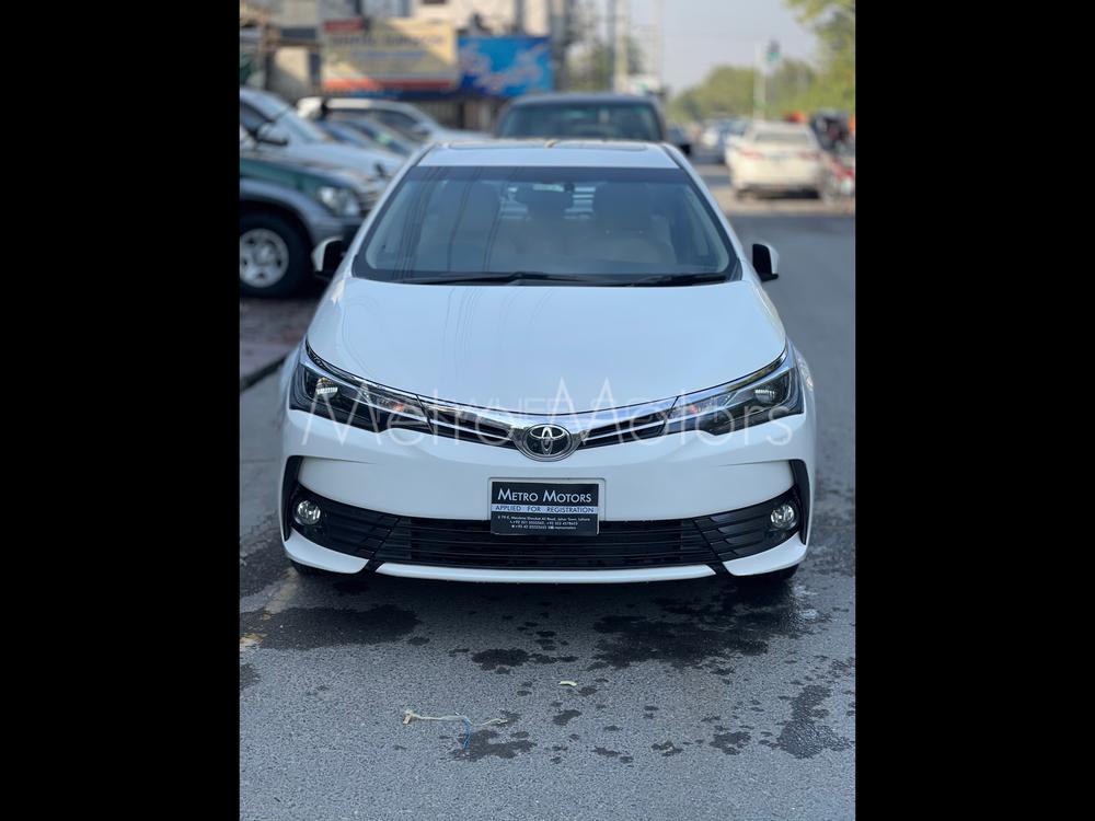 Toyota Corolla 2017 for Sale in Lahore Image-1