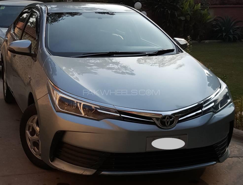 Toyota Corolla 2015 for Sale in Peshawar Image-1