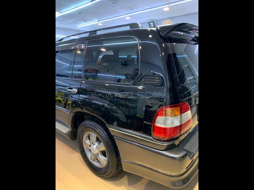 Toyota Land Cruiser 2005 for Sale in Multan Toyota Land Cruiser 2005 for Sale in Multan Image-8
